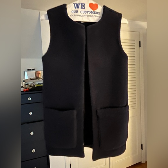 Dudley Stephens Lafayette Vest in Sherpa Navy Fleece - Picture 5 of 9